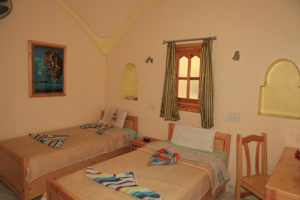 El Fayrouz Hotel Luxor Kamer foto