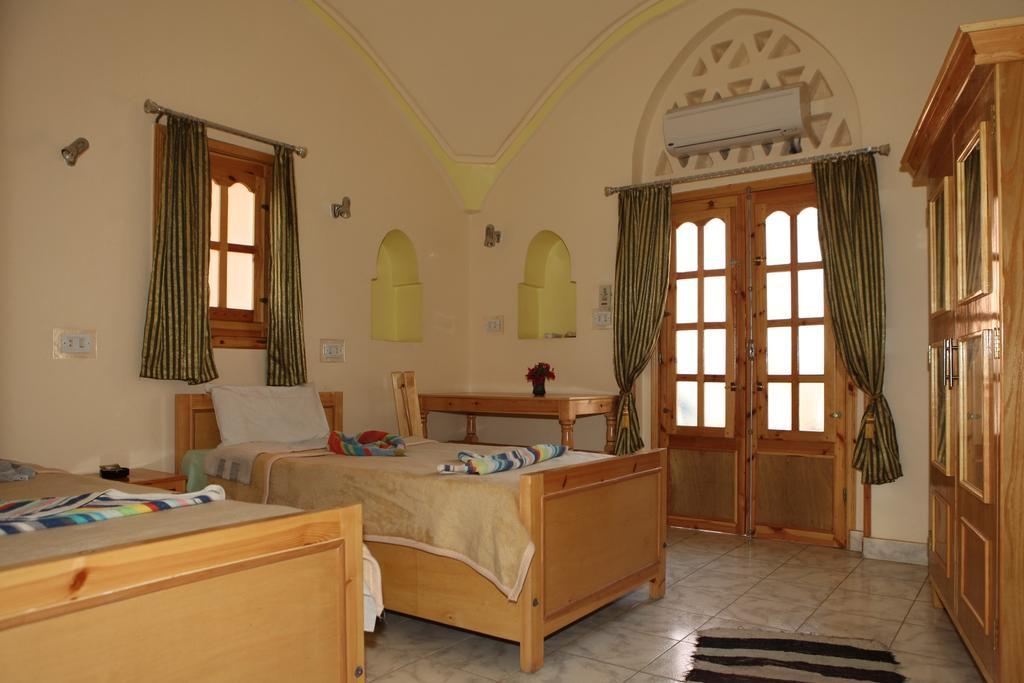 El Fayrouz Hotel Luxor Kamer foto